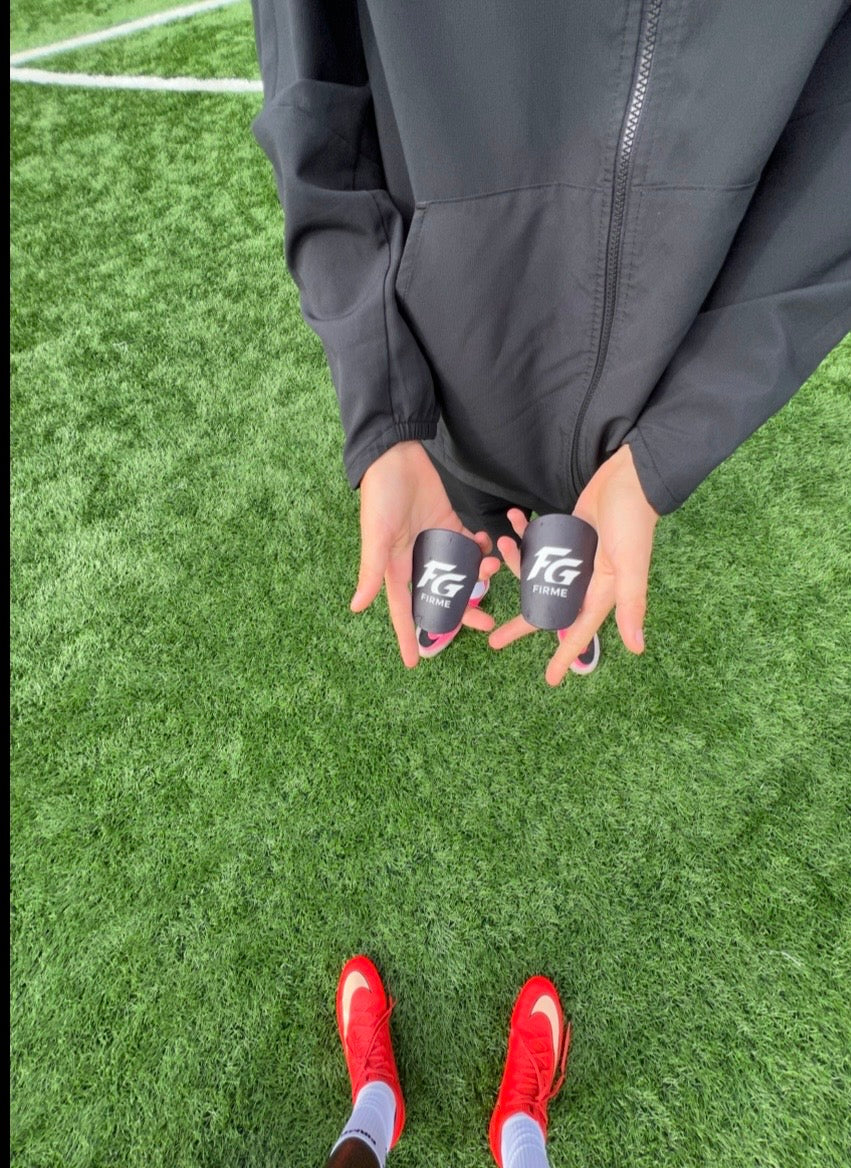 Firme mini shin pads