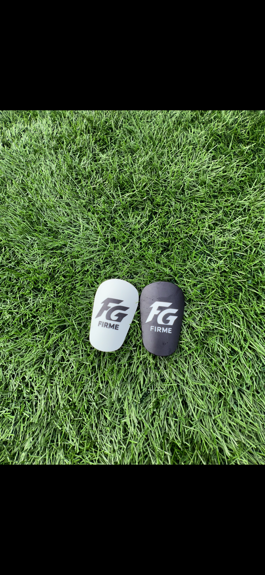 Firme mini shin pads
