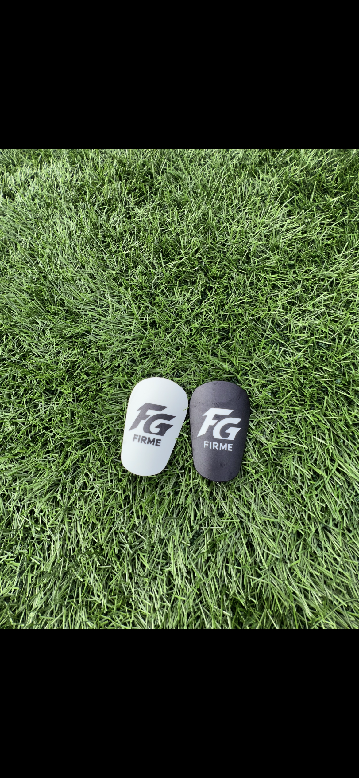 Firme mini shin pads